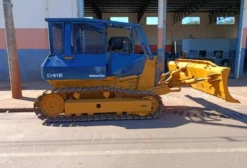 Trator de Esteira Komatsu D41-E 1998 – Motor Cummins, Rodante 1000h
