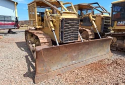 Trator de Esteira Caterpillar D6D DD - 1984 - Usado - Campo Grande/MS