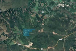 Área de 49,81 ha com Potencial de Jazida de Calcário Dolomítico e Empresa de Desmonte de Rochas Inclusa