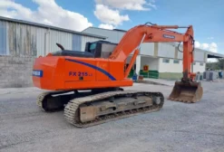 Escavadeira Hidráulica Fiat Allis FX215 2002 – Revisada e Pronta para Trabalho