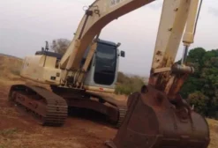 Escavadeira Hidráulica New Holland E215LC Ano 2006