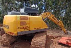 Escavadeira New Holland E145C EVO 2020 – Seminova, 3.781h, Cunhaporanga/PR