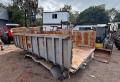 Caçamba para Caminhão Truck Usada - Mato Leitão RS
