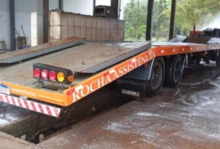 Semirreboque Prancha Chassi Baixo 13,60m – 27 toneladas (Usado)