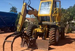 Carregadeira de Cana Valtra BM 100 Usada - Araçatuba/SP