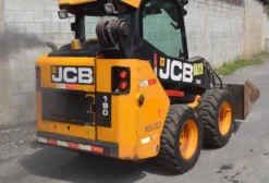 Mini Carregadeira JCB 190 2019 Usada - 2000h