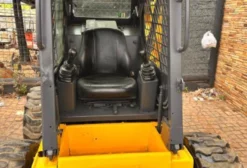 Mini Carregadeira Volvo MC60 2010 – 3.236h – Sete Lagoas/MG