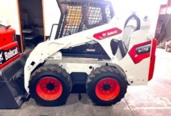 Minicarregadeira Bobcat S175 2012 com 5.800h – Campinas/SP