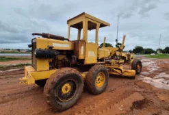 Motoniveladora FG70 1990 Revisada em Uberlândia - MG