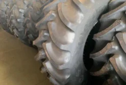 Pneu Agrícola 600/70R30 Firestone Novo em Ibaté-SP