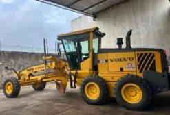 Motoniveladora Volvo G930 2014 – 960 Horas, Único Dono – Aracaju/SE
