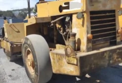 Rolo Compactador Dynapac CA25 – Ano 1984 – Diesel – Versão Asfáltica