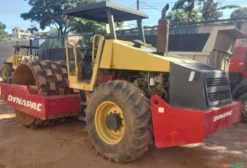 Rolo Compactador Dynapac CA250 2005 – 13 Toneladas em Belo Horizonte/MG