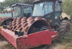 Rolo Compactador Dynapac CA250 PD Traçado 2013 – 5.000h – Único Dono