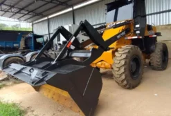 Pá Carregadeira Case W20E 2004 – Cabina Climatizada, Motor Cummins, Oferta em MG