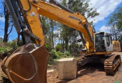 Escavadeira Liebherr 954C 2020 – 7.000h, Único Dono, NF Origem, Belo Horizonte/MG