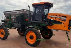 Distribuidor Autopropelido Stara Hércules 6.0 2021 com Tração 4x4