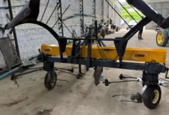 Ancinho Enleirador Stabra Tornado EBVS 3.0 – 2 em 1 (Enleira e Espalha) Usado em Garanhuns/PE
