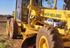 Motoniveladora New Holland FG85 1997 – Revisada, Motor Novo – Paranaíba/MS