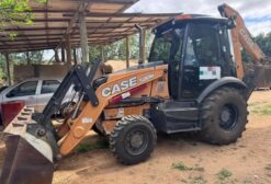 Retroescavadeira Case 580N 2020 - 6.000 Horas - Único Dono - Colatina/ES
