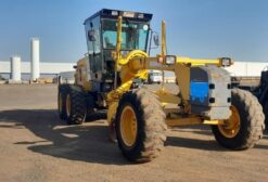 Motoniveladora Komatsu GD555-3 2008 Usada em Bauru - SP