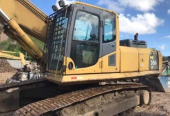 Escavadeira Komatsu PC350LC 2012 – Bom Estado, Preço Abaixo do Mercado