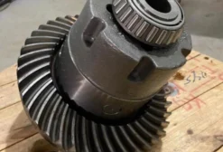 Coroa e Pinhão do Diferencial Dianteiro para Trator John Deere 8420