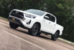 Toyota Hilux SRX 2021 – Baixo Km, Único Dono – Porto Velho/RO