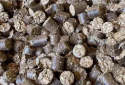 Capulho de Algodão em Briquete para Nutrição Animal - Campo Verde/MT