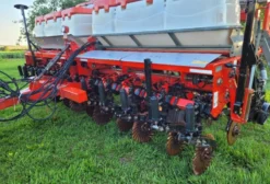 Plantadeira a Vácuo Jumil Exacta 3090 – 13 Linhas, Ano 2013