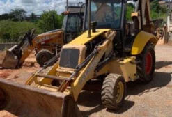 Retroescavadeira New Holland LB90 4x2 2009 à Venda em Arcos/MG