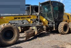 Motoniveladora New Holland RG170B 2020 – Único Dono, 5.800h, Escarificador Traseiro