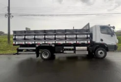 Carroceria de Madeira para Accelo 1017 – Modelo MBB Margutti
