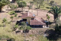 Chácara Rural com Lazer e Pecuária na Beira do Lago Serra da Mesa – Uruaçu/GO