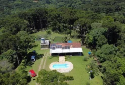 Chácara Sustentável com Piscina Aquecida em Campina Grande do Sul - PR