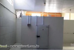 Câmara Fria Frigorífica para Bebidas – Nova – 2,50x2,30x2,50m – Ubá/MG