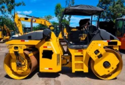 Rolo Vibratório Tandem Dynapac CC322 2009 – 7.579h – R$ 235.000