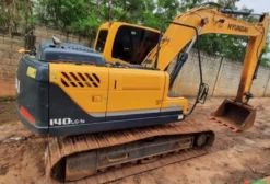 Escavadeira Hyundai Robex 140LC-9 2019 com 6.500h