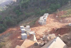 Jazida de Granito Preto Exótico à Venda em Antônio Prado de Minas - MG