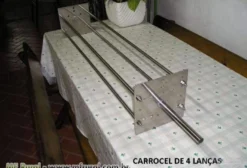 Carrossel de Espetos para Churrasco no Rolete com 4 Lanças em Aço Inoxidável