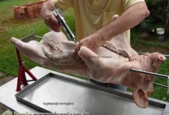 Tripé de Contenção e Apoio para Churrasco no Rolete - Aço Carbono com Altura Regulável